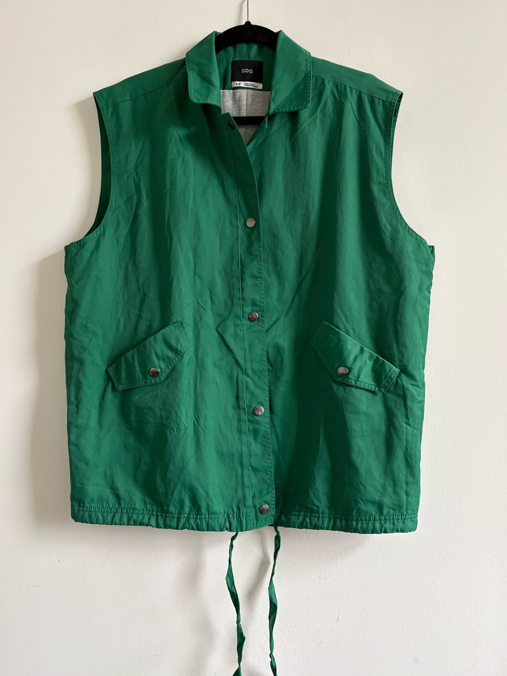 NWOT BDG Oversized Green Sleeveless Drawstring Vest size Small